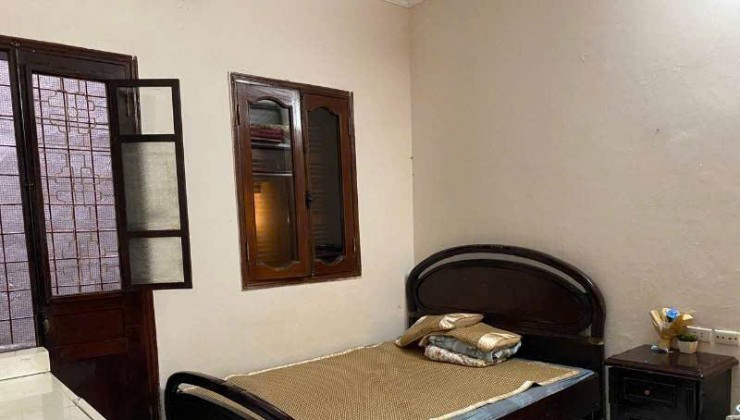 CHO THUÊ NHÀ ĐỘI CẤN, BA ĐÌNH 3 TẦNG, 55M2, 3 NGỦ MỚI ĐẸP, FULL ĐỒ Ở NGAY